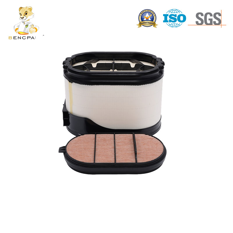 Long Service Honeycomb Air Filter P643825 for Heavy Duty Truck with Optimized Airflow And Dust Holding Capacity 
