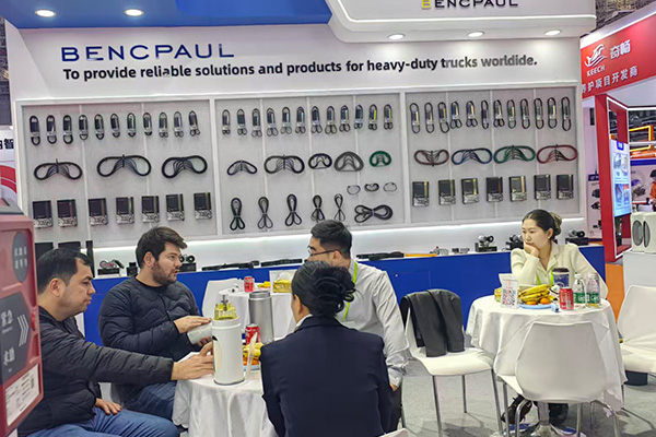 BENCPAUL team communicating with global automotive parts buyers